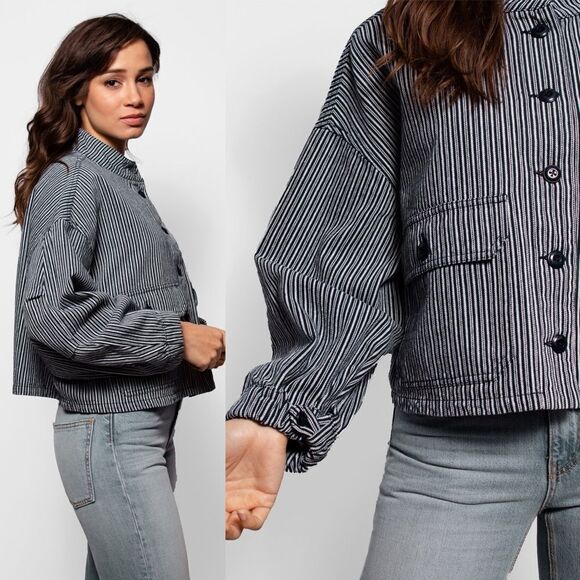 THE GREAT. Size 3 (US L) Pilot Swing Striped Cropped Boxy Cargo Jacket Stripe - Picture 3 of 14